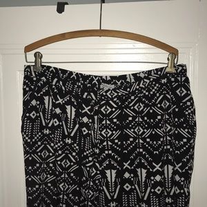 Tribal print joggers with zipper
